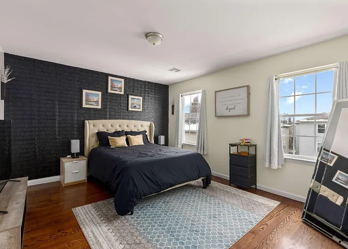 Stylish 3Br Newark Apartment Near World Cup Games